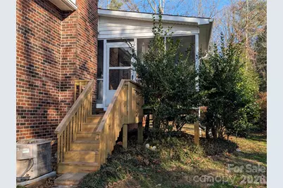 3065 Woodstream Drive, Valdese, NC 28690 - Photo 4