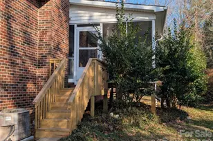 3065 Woodstream Dr, Valdese, NC 28690 - Photo 4