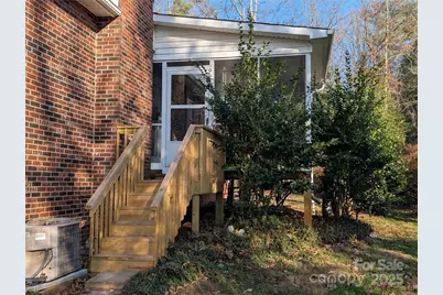 3065 Woodstream Drive, Valdese, NC 28690 - Photo 4