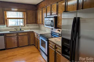 3065 Woodstream Dr, Valdese, NC 28690 - Photo 14