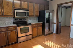 3065 Woodstream Dr, Valdese, NC 28690 - Photo 16