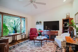 115 Hawkins Creek Rd, Hendersonville, NC 28791 - Photo 18