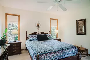 115 Hawkins Creek Rd, Hendersonville, NC 28791 - Photo 36