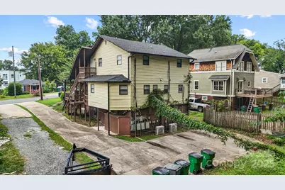 413 Heathcliff Street, Charlotte, NC 28208 - Photo 6