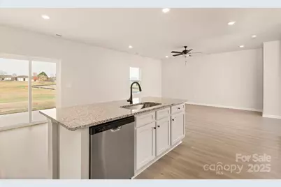 1058 Jonestown Road, Winston Salem, NC 27103 - Photo 2