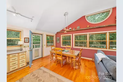 9405 Nc 261 Highway, Bakersville, NC 28705 - Photo 6