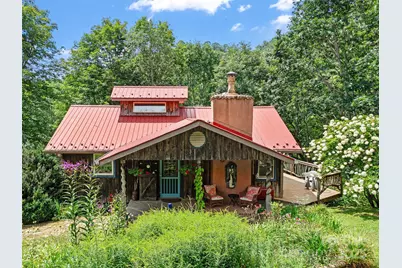 9405 Nc 261 Highway, Bakersville, NC 28705 - Photo 40