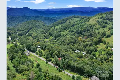 9405 Nc 261 Highway, Bakersville, NC 28705 - Photo 38