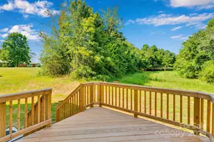 1807 Country Club Rd, Lincolnton, NC 28092 - Photo 8