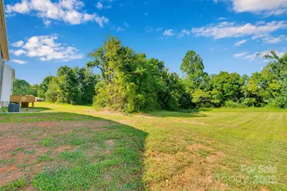 1809 Country Club Road #3, Lincolnton, NC 28092 - Photo 4