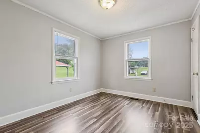 105 E Catawba Street E, Belmont, NC 28012 - Photo 14