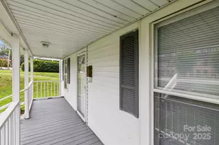 105 E Catawba Street E, Belmont, NC 28012 - Photo 8