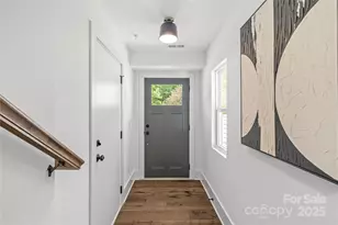 151 S Sycamore St, Charlotte, NC 28202 - Photo 4