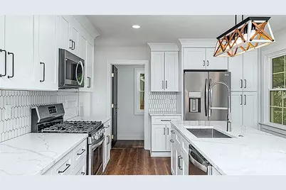 2104 St Mark Street, Charlotte, NC 28216 - Photo 4