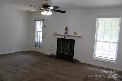 6039 Treetop Court, Charlotte, NC 28212 - Photo 10