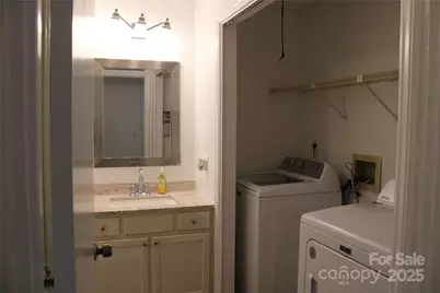 6039 Treetop Court, Charlotte, NC 28212 - Photo 24