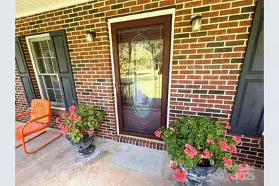 912 Redwood Lane, Chester, SC 29706 - Photo 2