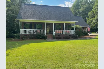 912 Redwood Lane, Chester, SC 29706 - Photo 1