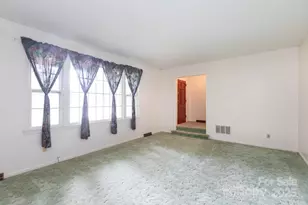 208 Victoria Cir, Kings Mountain, NC 28086 - Photo 4