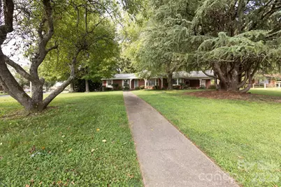 208 Victoria Circle, Kings Mountain, NC 28086 - Photo 2