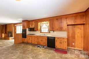 208 Victoria Cir, Kings Mountain, NC 28086 - Photo 14