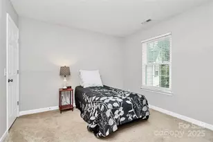 1300 Dunmore Ct, Clover, SC 29710 - Photo 22