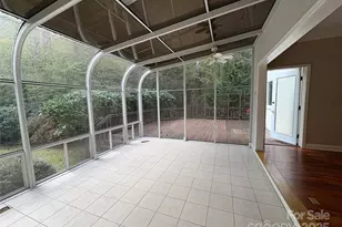 27 Mountain Lake Dr, Hendersonville, NC 28739 - Photo 14