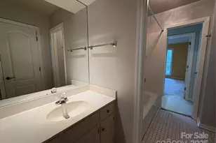 27 Mountain Lake Dr, Hendersonville, NC 28739 - Photo 20