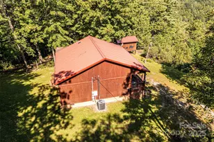 805 Deer Crossing Ln, Lenoir, NC 28645 - Photo 6