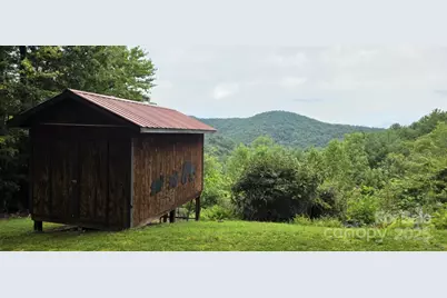 805 Deer Crossing Lane, Lenoir, NC 28645 - Photo 8