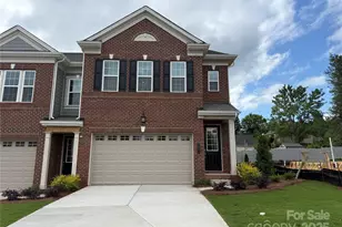 12119 Lavinia Ln, Charlotte, NC 28277 - Photo 2