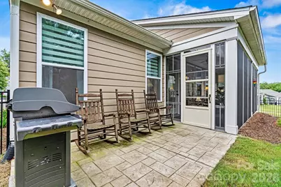 8218 Festival Way, Charlotte, NC 28215 - Photo 34