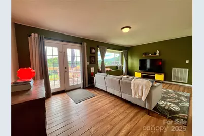 657 Arrowhead Trail, Marion, NC 28752 - Photo 6