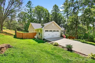 52 Grey Haven Dr, Mills River, NC 28759 - Photo 2