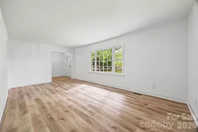 17700 McKee Road, Charlotte, NC 28278 - Photo 8