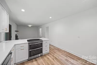 17700 McKee Road, Charlotte, NC 28278 - Photo 16