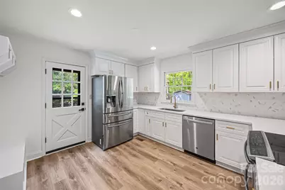 17700 McKee Road, Charlotte, NC 28278 - Photo 14