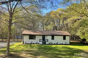 17700 McKee Rd, Charlotte, NC 28278 - Photo 1