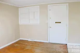 216 E Georgia Ave, Bessemer City, NC 28016 - Photo 14