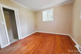 216 E Georgia Ave, Bessemer City, NC 28016 - Photo 20