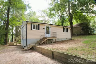 216 E Georgia Ave, Bessemer City, NC 28016 - Photo 34