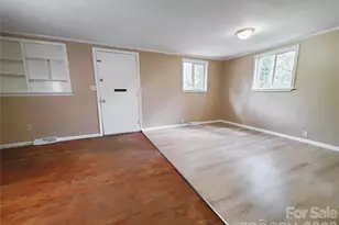 216 E Georgia Ave, Bessemer City, NC 28016 - Photo 10