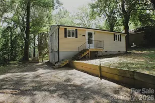 216 E Georgia Ave, Bessemer City, NC 28016 - Photo 28