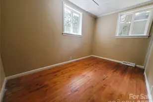 216 E Georgia Ave, Bessemer City, NC 28016 - Photo 24