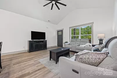 1657 Springlake Road, York, SC 29745 - Photo 4