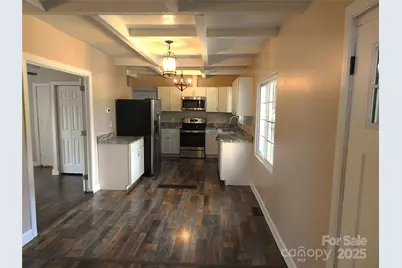 201 Merriman Road, Hendersonville, NC 28791 - Photo 4