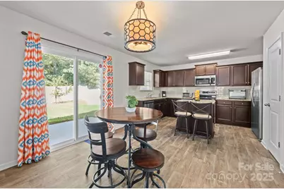 5433 Tumbling Brook Lane, Charlotte, NC 28216 - Photo 14