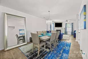 5433 Tumbling Brook Ln, Charlotte, NC 28216 - Photo 6