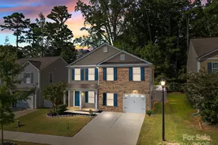 5433 Tumbling Brook Ln, Charlotte, NC 28216 - Photo 1