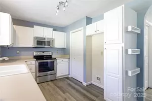 1160 Mulberry Ln, Hickory, NC 28602 - Photo 20